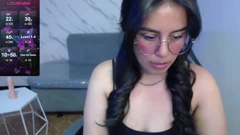 Snapshot of sweet_cam_v chatting on 04-25-26, 08:06 Hi Stream 1430 to 2100pm online show from 04-25-26, 08:06