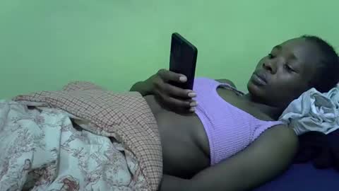 sweet_candie01 online show from 12-21-25, 05:03