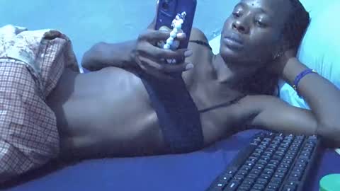 sweet_candie01 online show from 05-06-26, 04:01