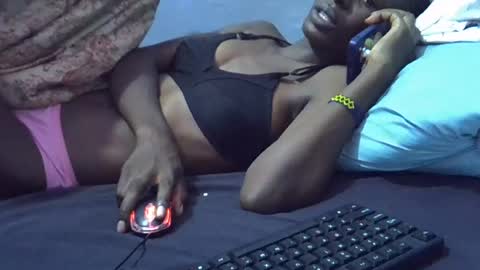 sweet_candie01 online show from 06-15-26, 12:51