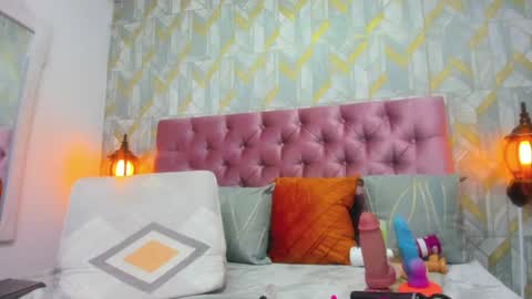 sweet_candy_sex1 online show from 06-25-26, 05:12