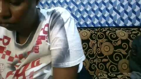 sweet_candyb online show from 05-07-26, 02:17