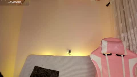 camil online show from 01-17-25, 01:35