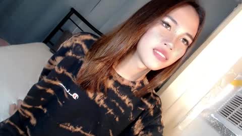 sweet_cassy12 online show from 05-11-26, 05:35
