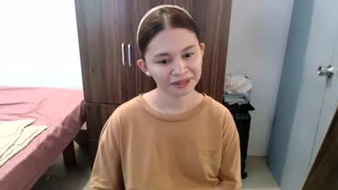 sweet_cassyxx online show from 03-09-26, 05:11