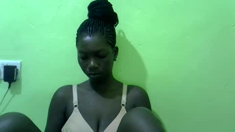 sweet_cherie1 online show from 02-03-26, 04:10