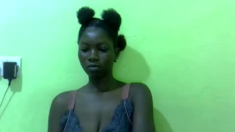 sweet_cherie1 online show from 02-27-26, 02:11