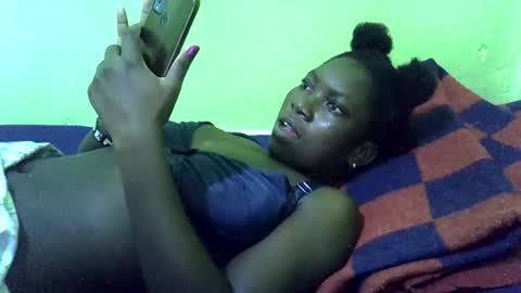 sweet_cherie1 online show from 02-28-26, 07:09