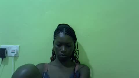Snapshot of sweet_cherie1 chatting on 04-06-26, 04:46 sweet_cherie1 online show from 04-06-26, 04:46