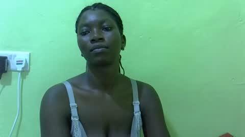 Snapshot of sweet_cherie1 chatting on 04-15-26, 06:48 sweet_cherie1 online show from 04-15-26, 06:48