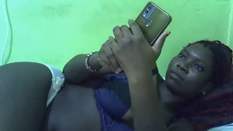 Snapshot of sweet_cherie1 chatting on 04-29-26, 07:01 sweet_cherie1 online show from 04-29-26, 07:01