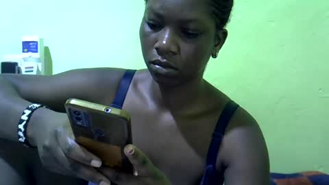 sweet_cherie1 online show from 06-24-26, 04:11