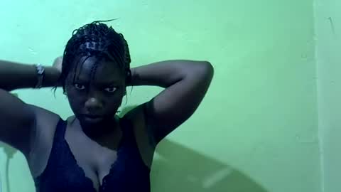 sweet_cherie1 online show from 07-06-26, 03:47