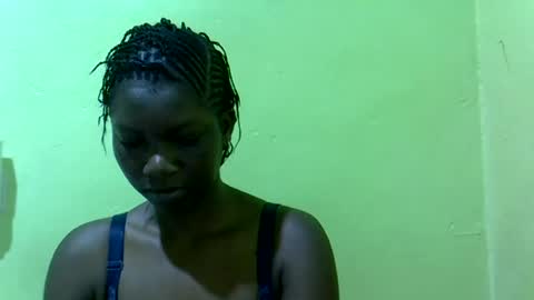sweet_cherie1 online show from 07-08-26, 03:44