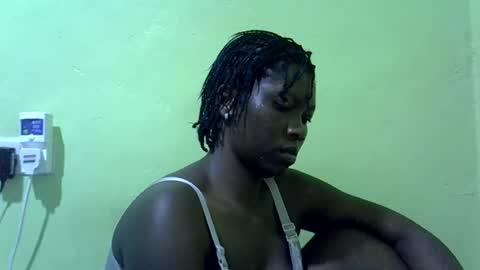 sweet_cherie1 online show from 07-11-26, 06:43
