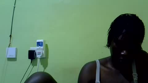 sweet_cherie1 online show from 07-12-26, 06:59