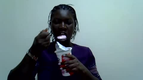 sweet_cherie1 online show from 07-31-26, 02:27