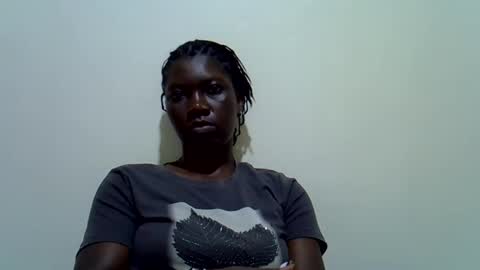 sweet_cherie1 online show from 08-05-26, 06:11