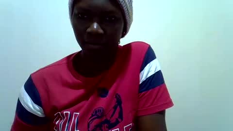 sweet_cherie1 online show from 08-06-26, 09:44