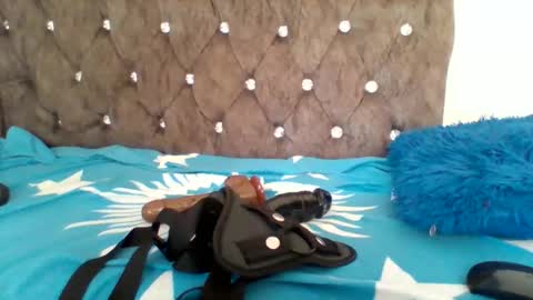 Snapshot of sweet_cherry007 chatting on 03-10-26, 04:50 sweet_cherry007 online show from 03-10-26, 04:50