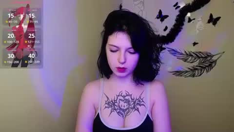 Snapshot of sweet_cherryg chatting on 02-27-25, 10:26 Ivy online show from 02-27-25, 10:26