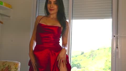 Snapshot of sweet_chilli_ chatting on 12-25-24, 07:13 Bruna - Live on December - My wishlist online show from 12-25-24, 07:13