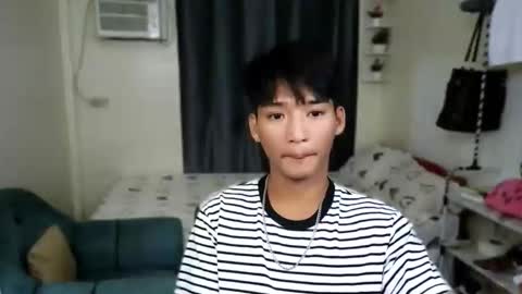 Snapshot of sweet_clarence69 chatting on 06-11-26, 03:54 CLARENCE online show from 06-11-26, 03:54
