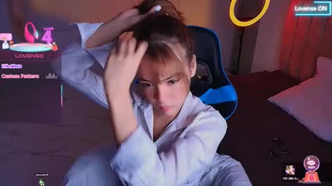 Snapshot of sweet_daliaa chatting on 03-03-25, 02:04 Dalia online show from 03-03-25, 02:04