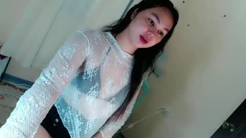 Snapshot of sweet_danicaa chatting on 06-02-26, 02:24 danice online show from 06-02-26, 02:24