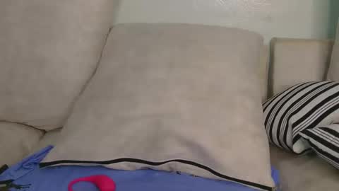 dellah online show from 12-17-25, 03:56