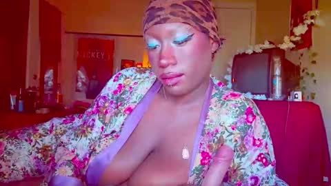 SweetDahlia online show from 10-25-25, 05:40