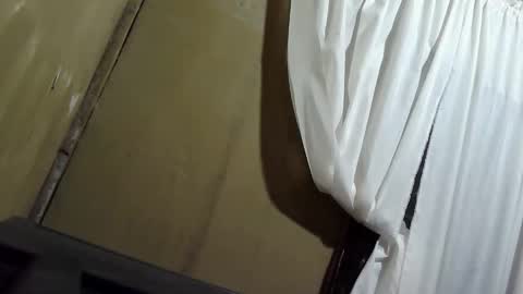 Snapshot of sweet_echa chatting on 10-23-25, 10:19 Echa online show from 10-23-25, 10:19