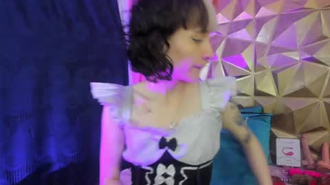  emmili  online show from 12-07-24, 12:13