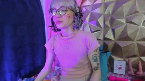  emmili  online show from 12-09-24, 12:19