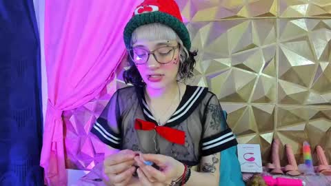  emmili  online show from 12-12-24, 12:22