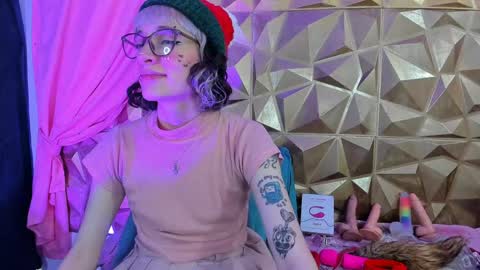  emmili  online show from 12-13-24, 03:43