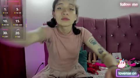  emmili  online show from 10-20-25, 12:05