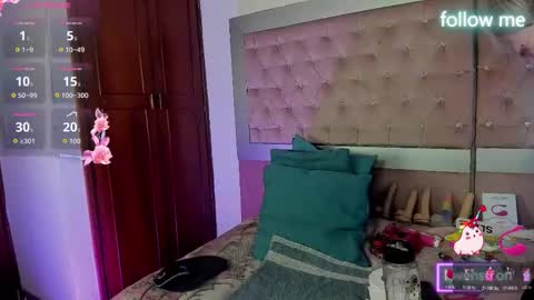  emmili  online show from 03-26-26, 12:22