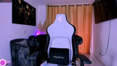 Sweet Fhalon online show from 10-04-25, 10:41