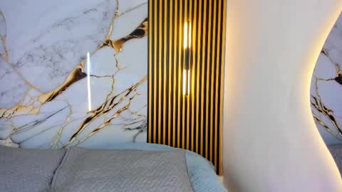 Snapshot of sweet_flame_ chatting on 09-22-25, 08:00 sweet_flame_ online show from 09-22-25, 08:00