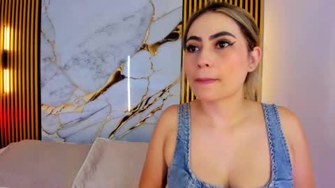 Snapshot of sweet_flame_ chatting on 09-26-25, 07:51 sweet_flame_ online show from 09-26-25, 07:51