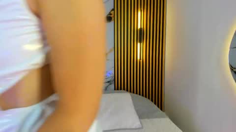 Snapshot of sweet_flame_ chatting on 10-02-25, 08:27 sweet_flame_ online show from 10-02-25, 08:27