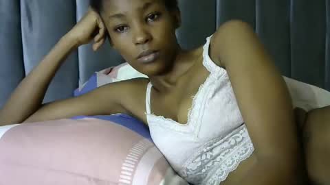 Snapshot of sweet_freaky chatting on 04-11-26, 11:09 sweet_freaky online show from 04-11-26, 11:09