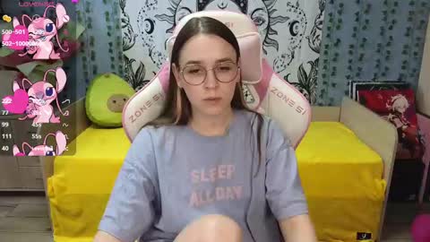 Snapshot of sweet_frosty chatting on 02-21-25, 07:01 Alice online show from 02-21-25, 07:01