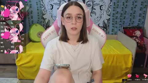 Snapshot of sweet_frosty chatting on 02-24-25, 02:51 Alice online show from 02-24-25, 02:51