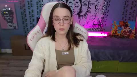 Snapshot of sweet_frosty chatting on 09-15-25, 02:55 Alice online show from 09-15-25, 02:55