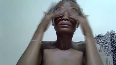 sweet_gul online show from 09-17-25, 12:01