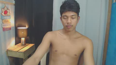 Snapshot of sweet_guyxx chatting on 01-08-25, 05:05 sweet_guyxx online show from 01-08-25, 05:05