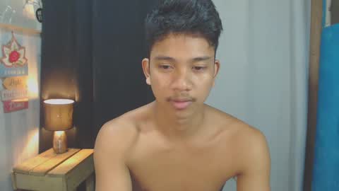 Snapshot of sweet_guyxx chatting on 01-23-25, 12:30 sweet_guyxx online show from 01-23-25, 12:30