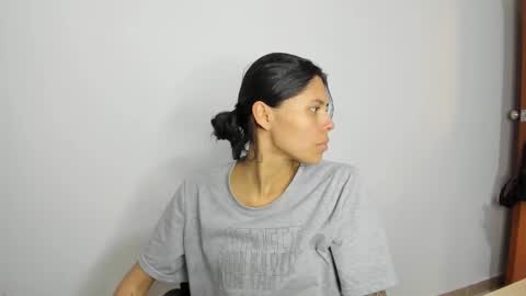 Hanna online show from 02-15-25, 07:06